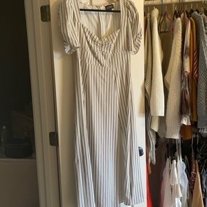Danielle Bernstein Dress size 6. Zip back. Never worn.